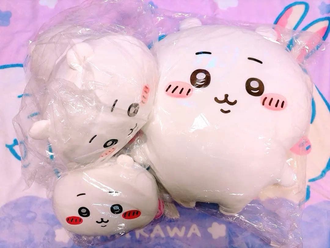 ちいかわ　くじ　もちっとふわっとコレクション　A賞　B賞　C賞　ハチワレ