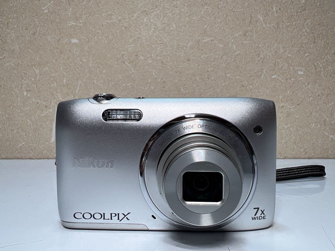 Nikon COOLPIX S3400 シルバー コンパクトデジタルカメラ