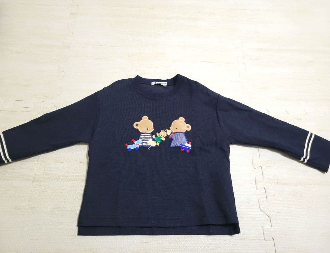 ファミリア　familiar　トレーナー　現行　100 刺繍　紺色