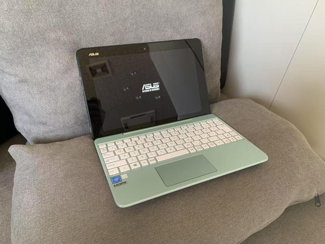 ASUS T101H 4G/64GB/Windows10（タッチ有）