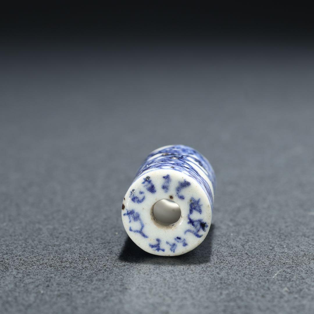 緒締玉　管玉形　染付家紋尽くし　陶磁器　骨董　R1432