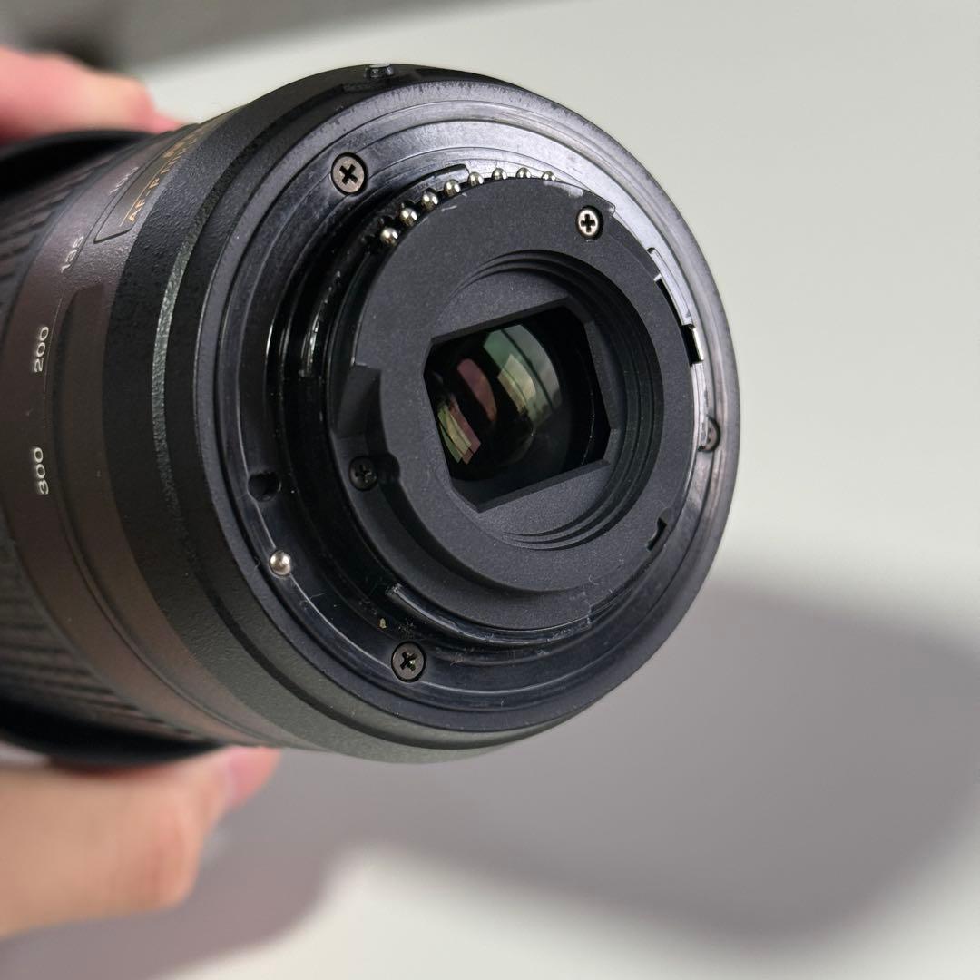 Nikon デジタル一眼レフカメラ D5600 ダブルズームキット バッグ付き