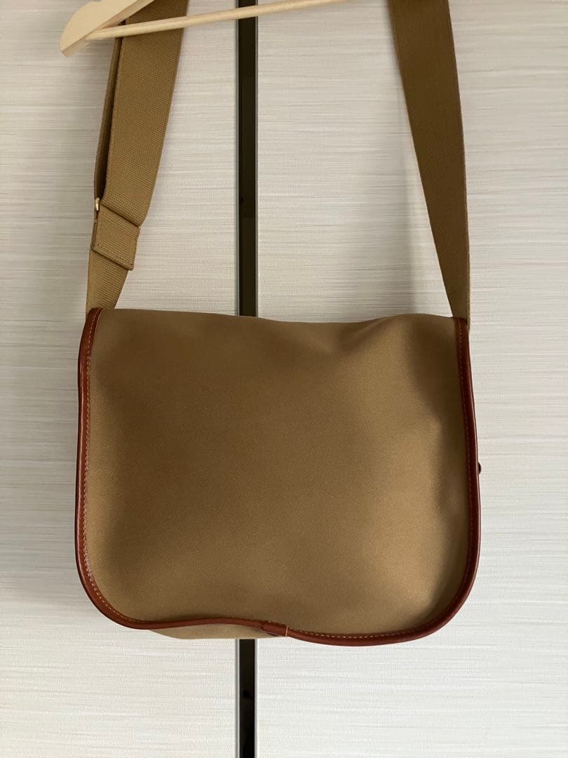 Brady STOUR ショルダーバッグ