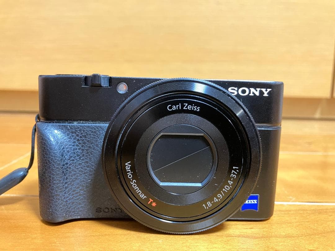 デジタルカメラ SONY Cyber-shot DSC-RX100 20.2MP
