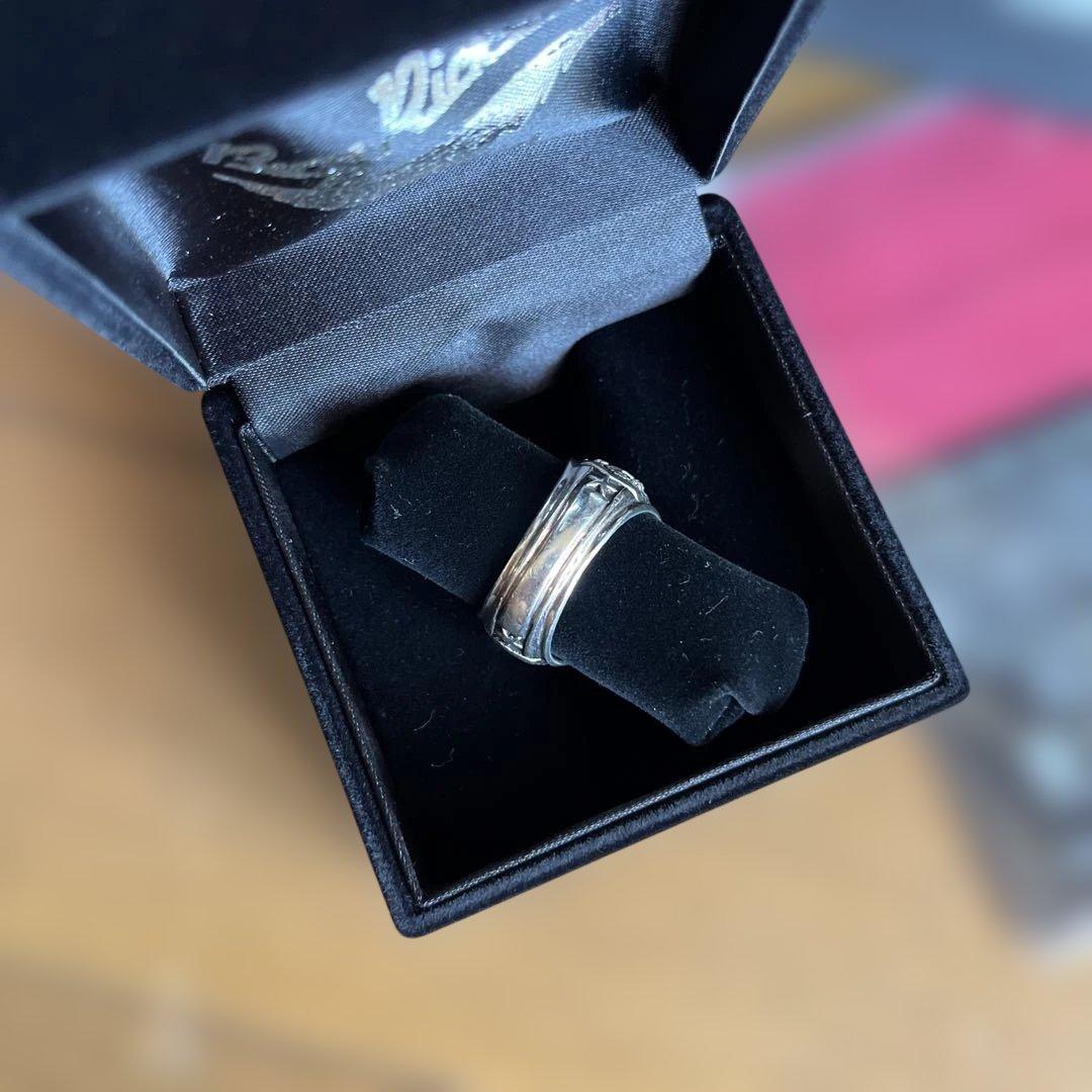 とるる バズリクソンズ　シルバーリング　美品