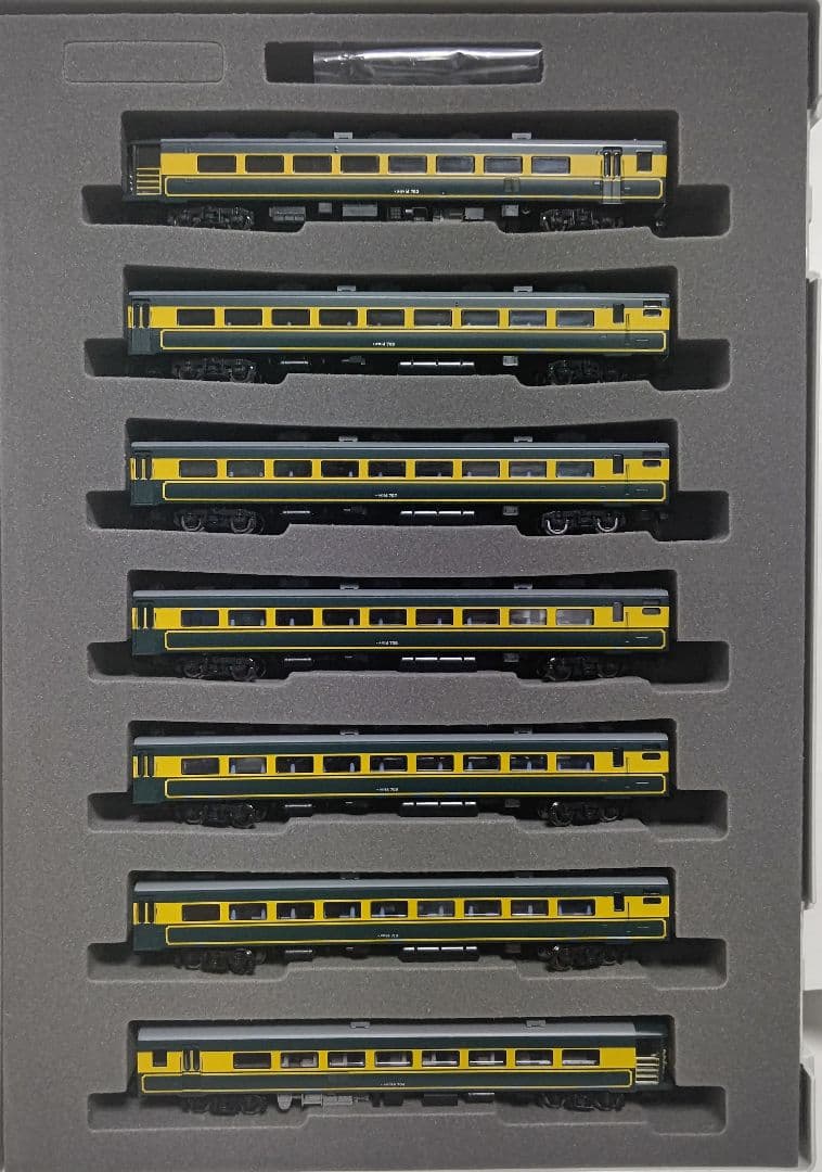 歳末セール‼️新品TOMIX92819 14-700系サロンカーなにわ⑦両セット