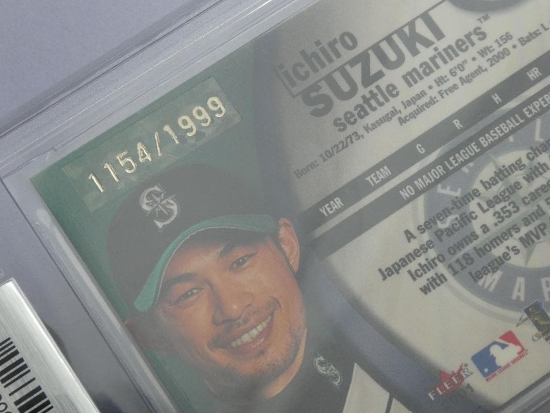 2001 FLEER E-X ICHIRO イチロー シリアルNo.あり！