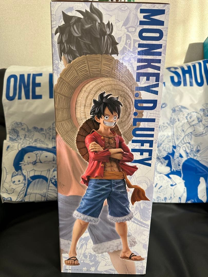 ワンピース ベースショップ 1番くじ　モンキーDルフィ　フルカラー賞