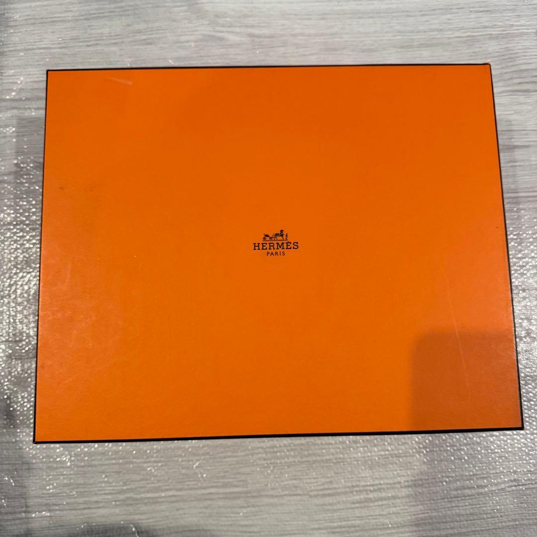 HERMES オレンジボックス 大きめ