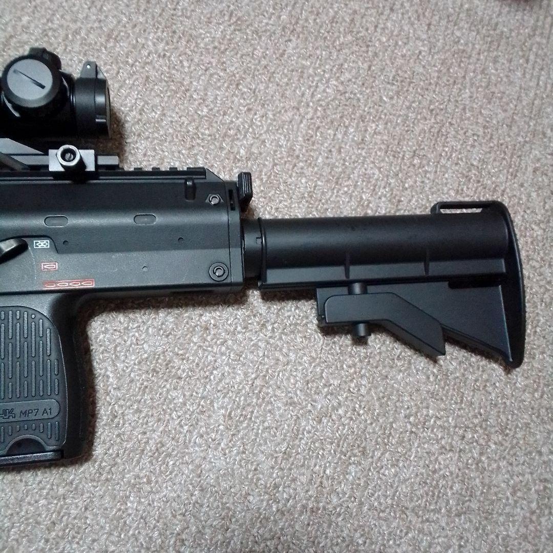 東京マルイ　コンパクト電動ガンMP7A1