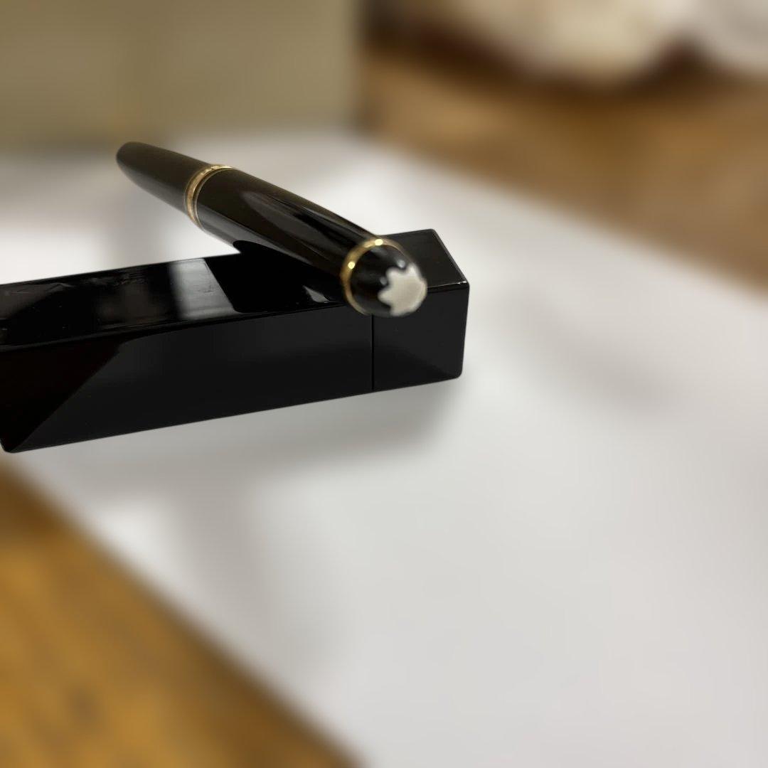 モンブランマイスターシュテュック ボールペン黒色