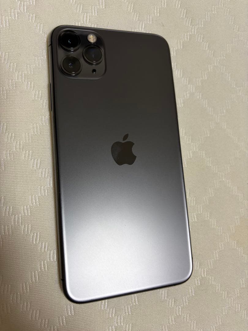 iPhone 11 Pro MAXスペースグレー 本体　SIMフリー解除済み