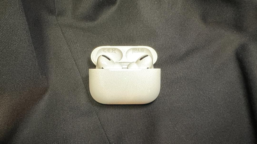 美品✨Apple AirpodsPro 第一世代 - 箱・追加イヤーパッド付き