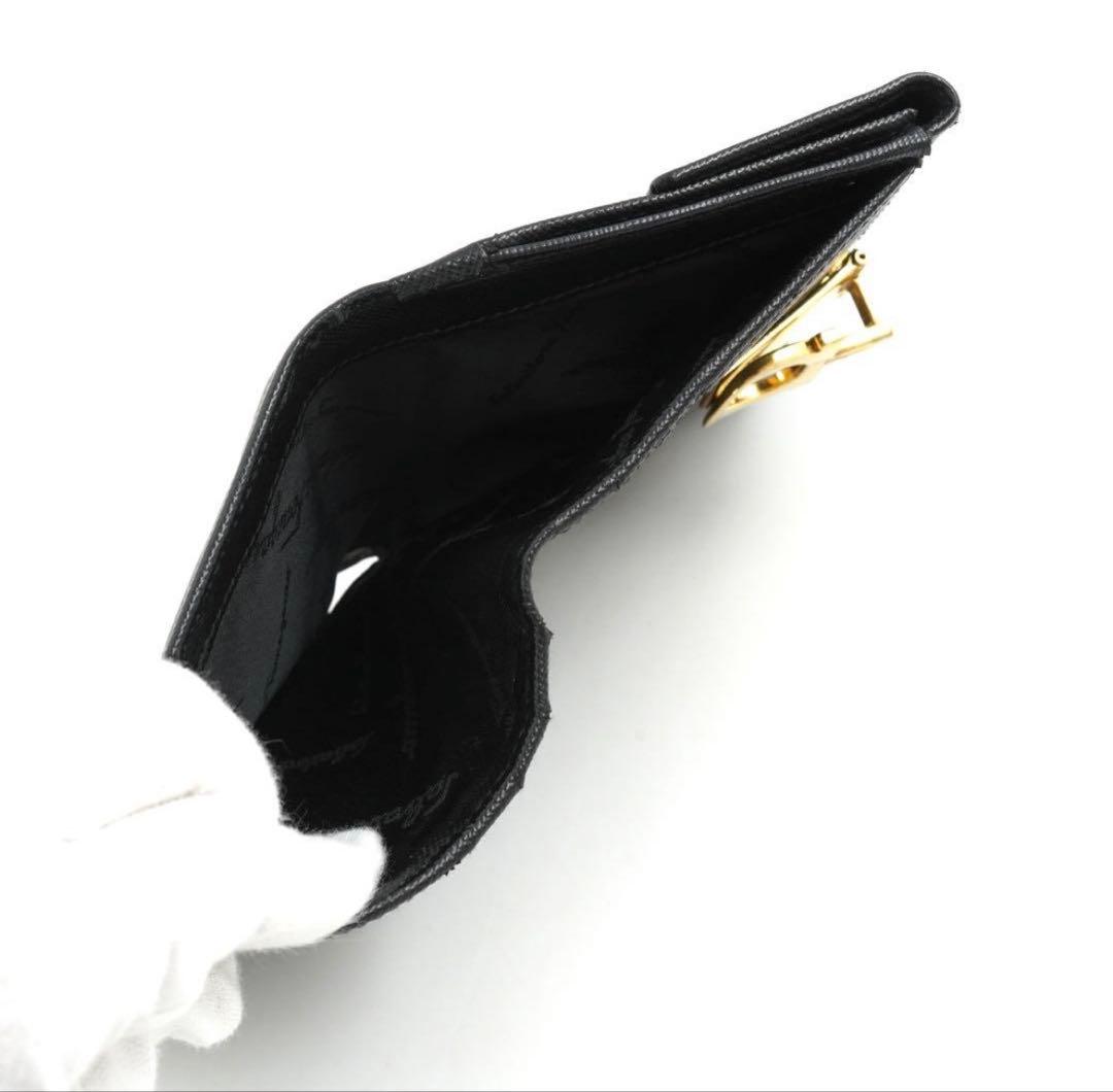 ✨未使用展示品✨　Ferragamo ミニ財布　ガンチーニクロジャー　二つ折り