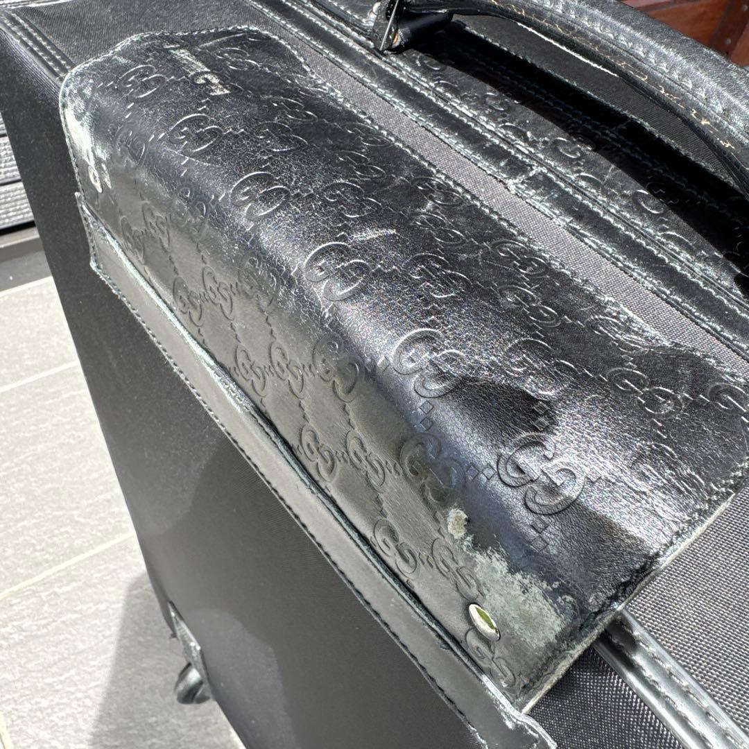 あや様　GUCCI キャリーケース 中型