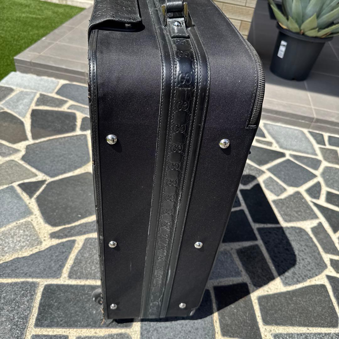 あや様　GUCCI キャリーケース 中型