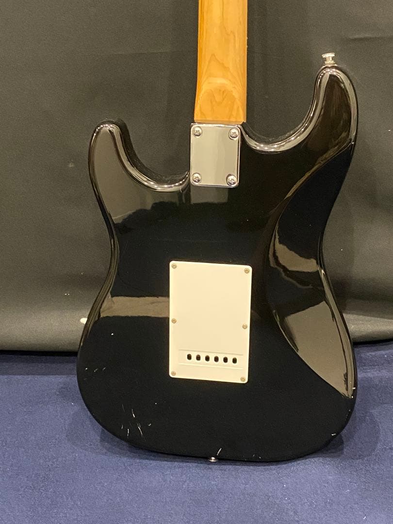 5071■PlayTech ストラトタイプ エレキギター