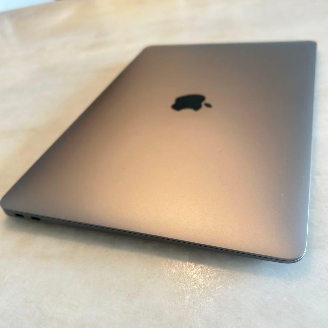 MacBook Air 2019 シルバー メモリ 16GB ストレージ1TB