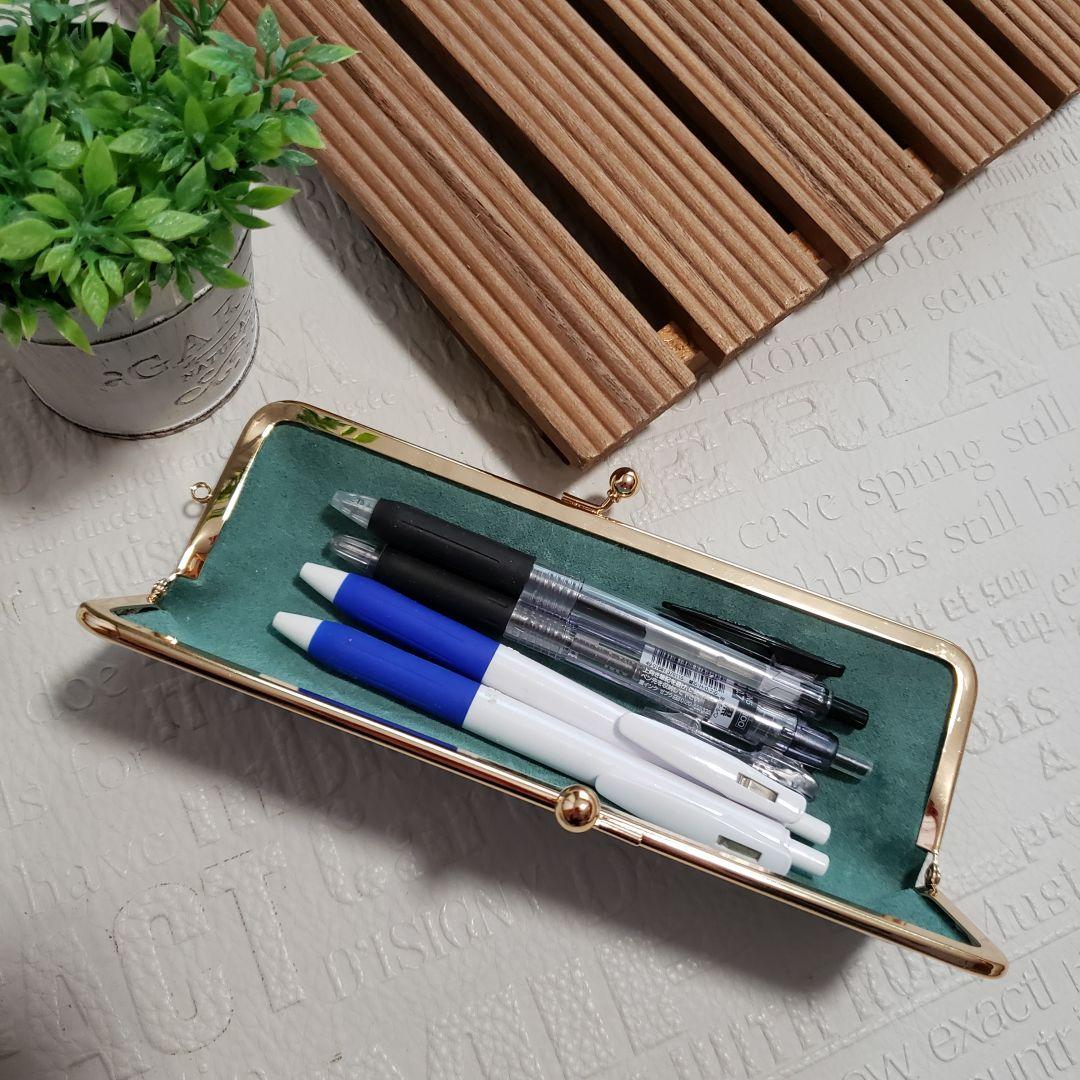 本革　星のがま口ペンケース