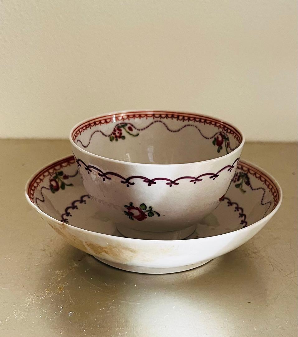 アンティーク　手描きカップ&ソーサー　ｃ/ｓ　イギリス