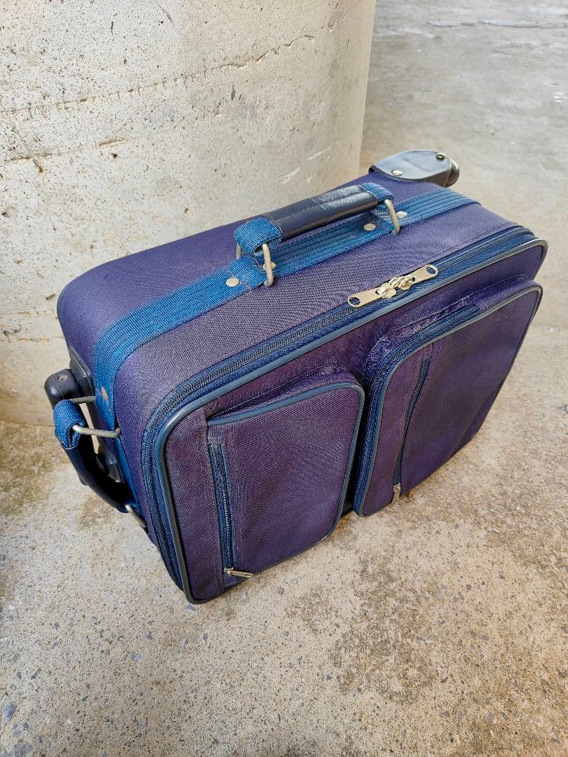 航空会社仕様スーツケース濃紺 ヴィンテージ　1980年代