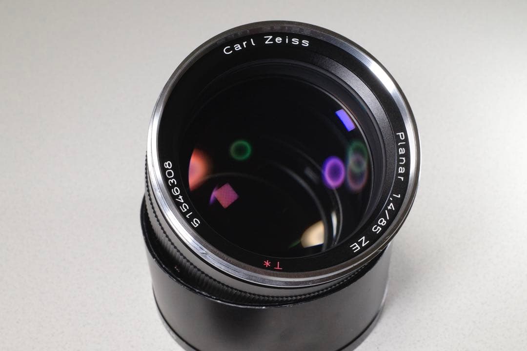 Carl Zeiss カールツァイス PLANAR T* 1.4/85
