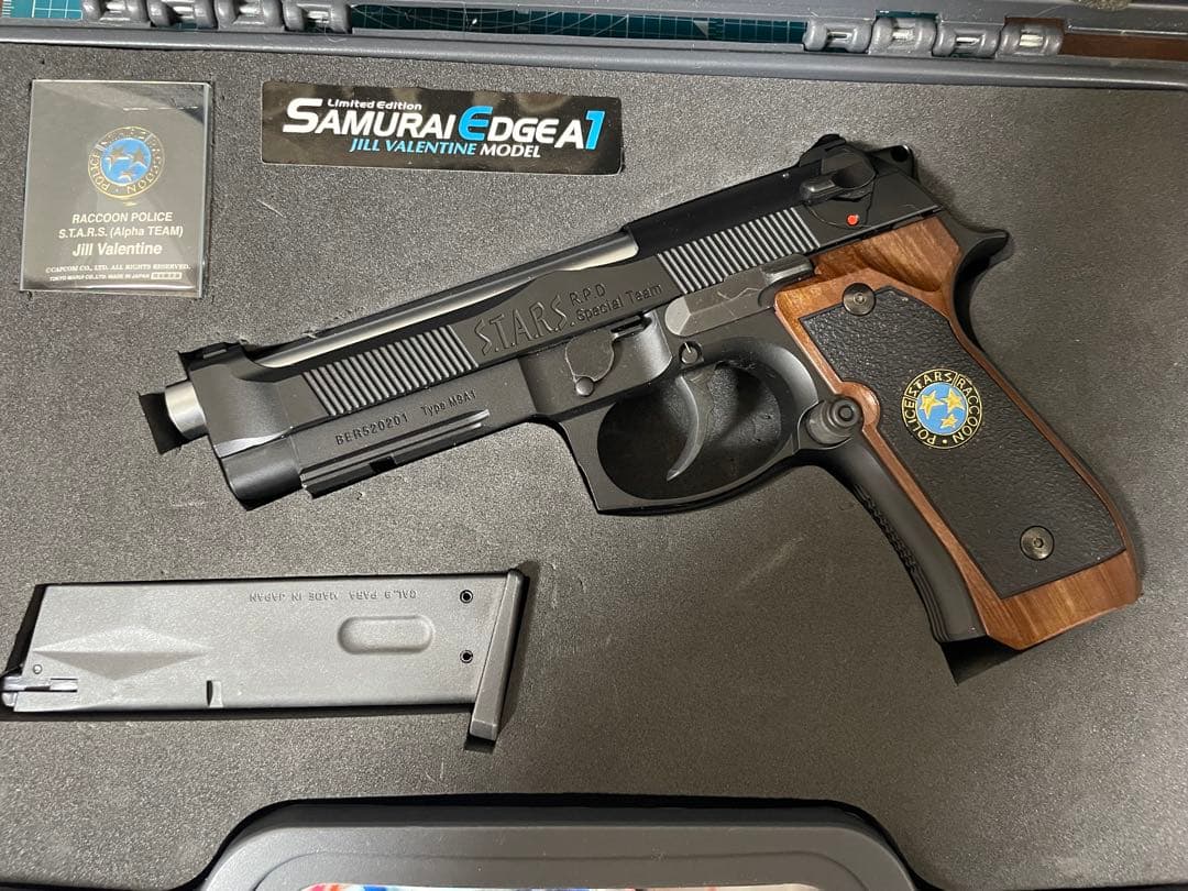 動作未確認 東京マルイ ガスガン サムライエッジ ジル モデル