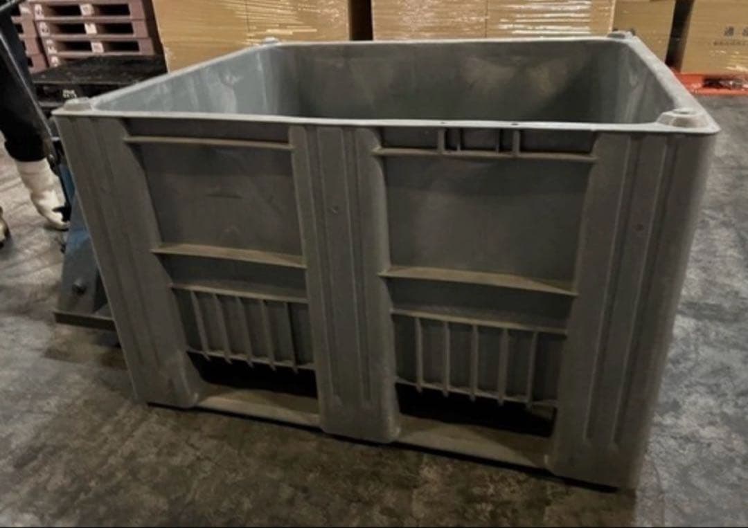 大型 プラスチック樹脂水槽 600ℓ