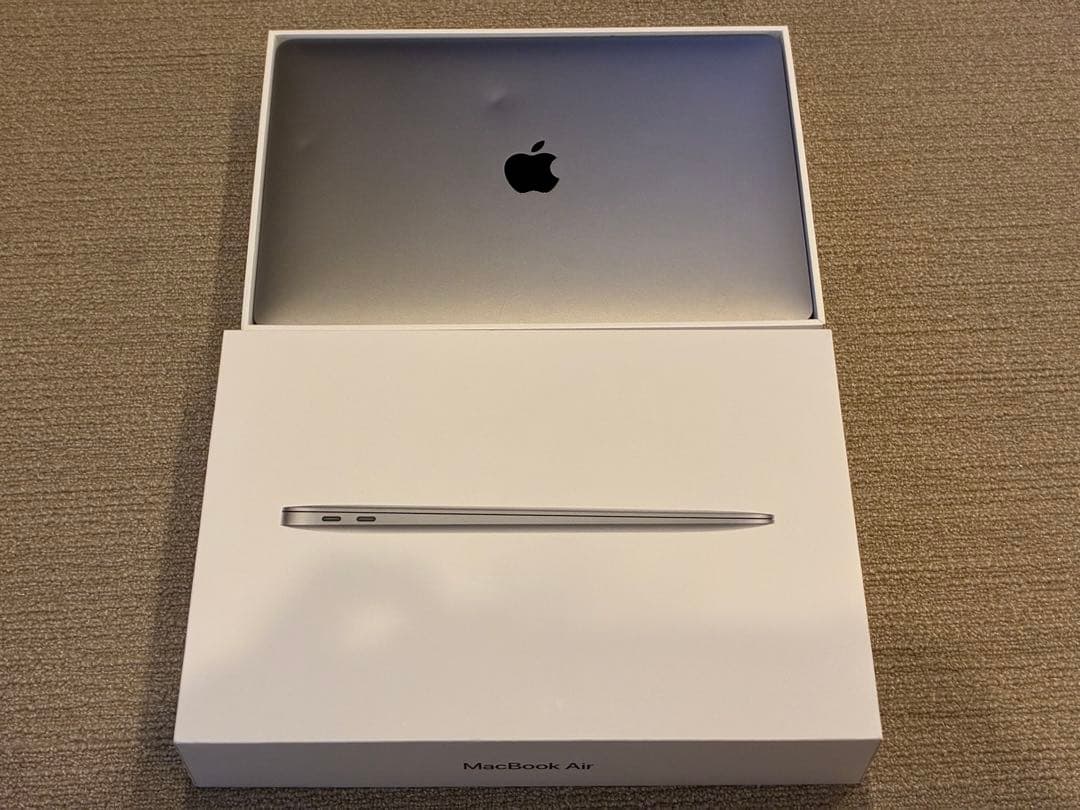 【美品】Apple MacBook Air 2020(初期化済)