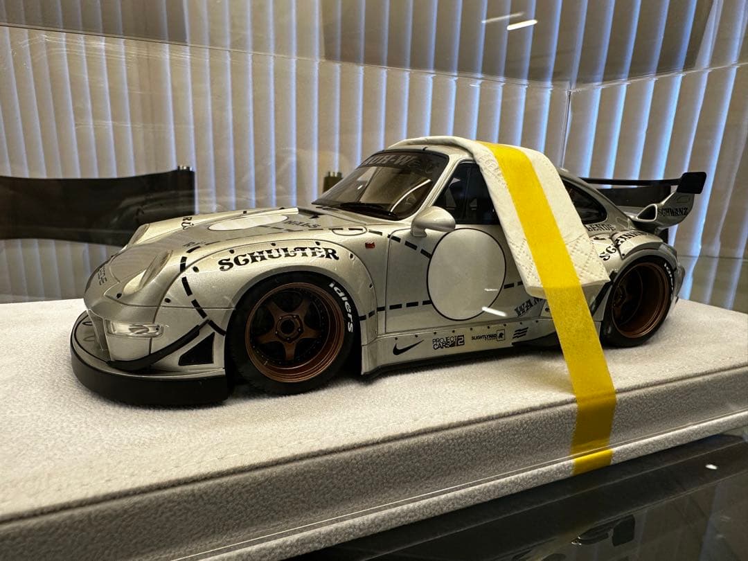Fuelme RWB993 Silver Pig 限定1台プロトタイプ1/18