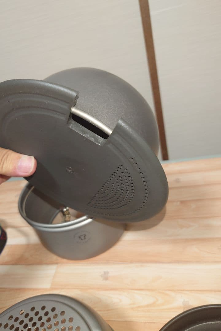 Trangia クッカーセットガス使用可能バーナーとケトルと燃料ボトル付