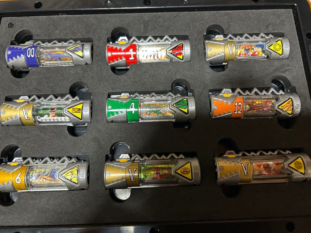 キョウリュウジンダークバージョン&ボックス&獣電池