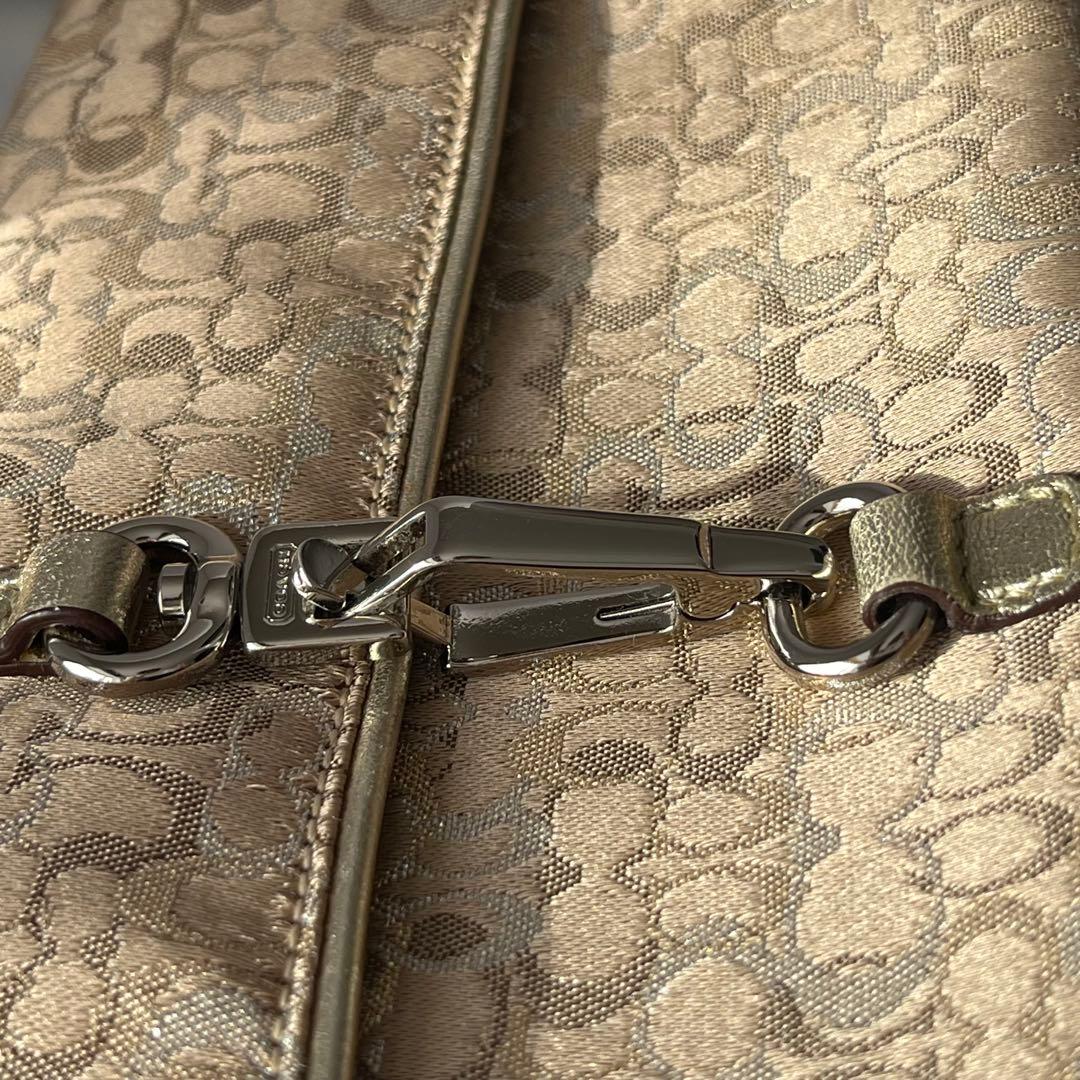 コーチ　アクセサリーポーチ　ワンショルダーバッグ　ミニバッグ