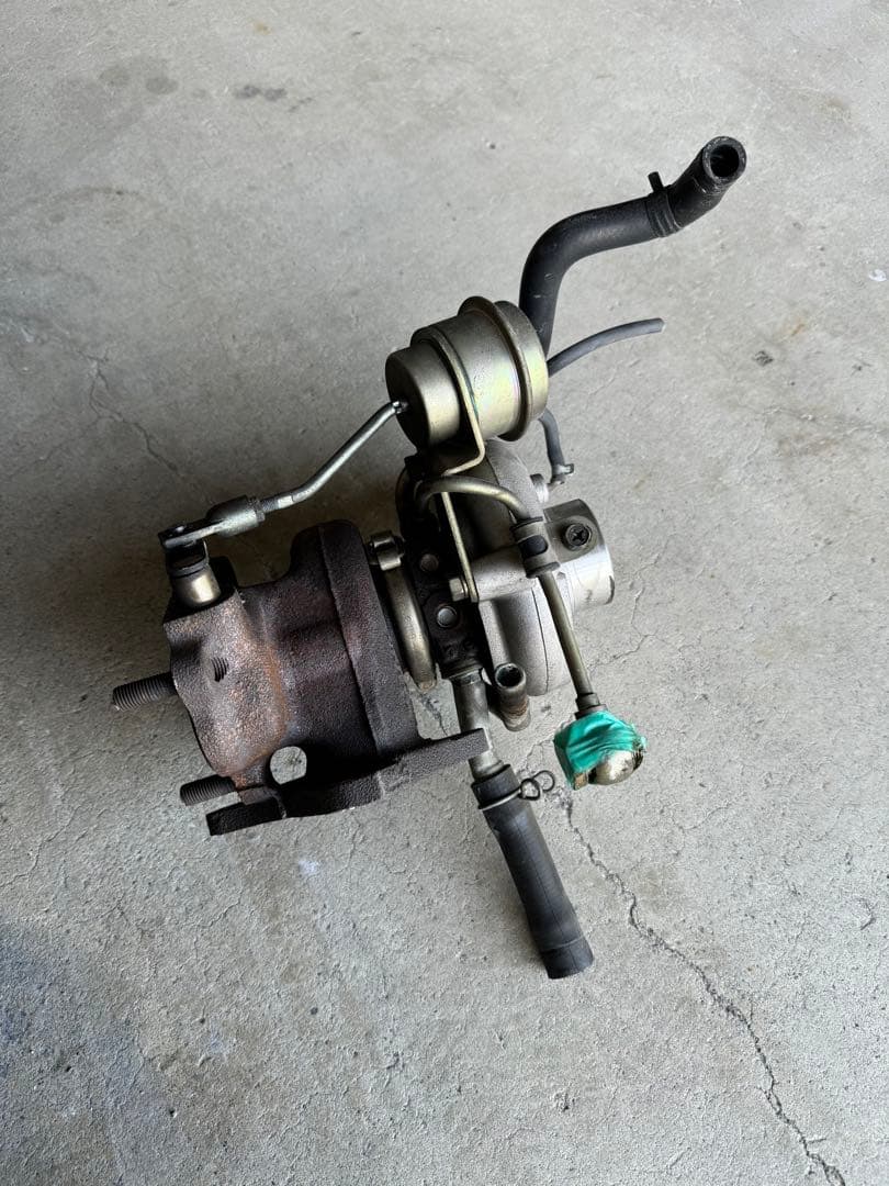 インプレッサ　ワゴン　WRX　GF8　純正タービン　　　TD04L