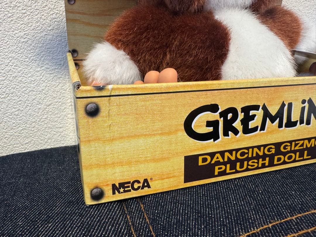 【新品・未開封】グレムリン ギズモダンシングプラッシュドール NECA製 正規品