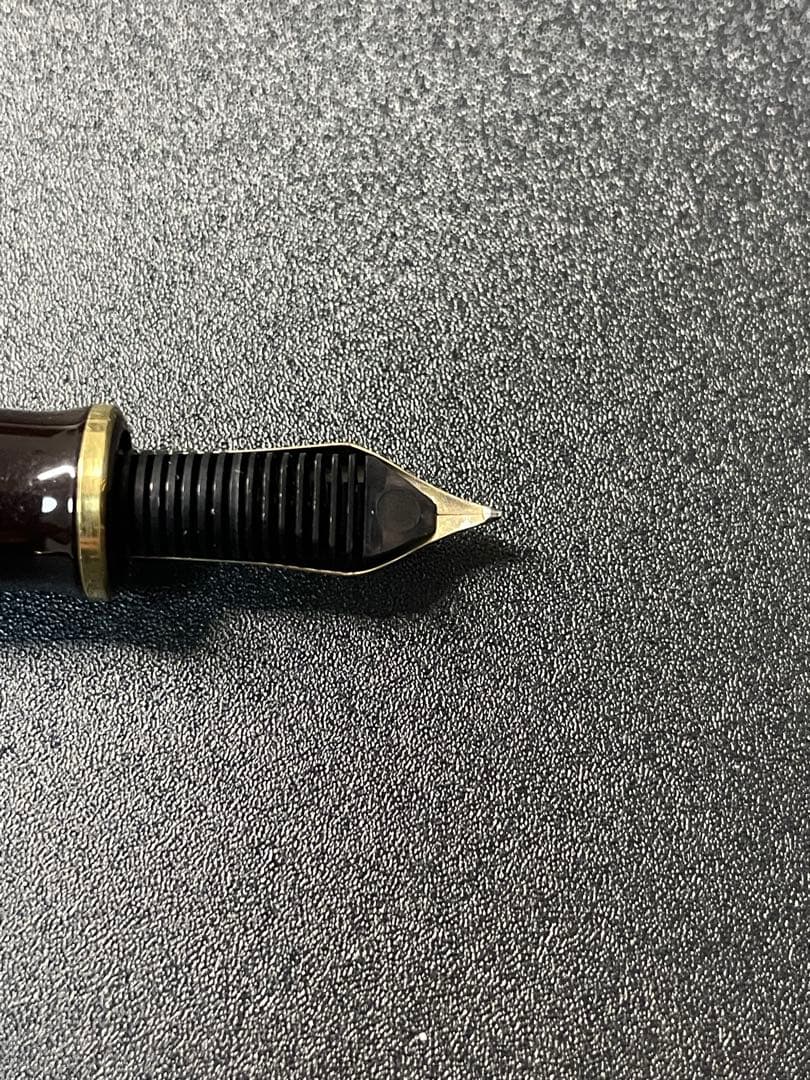 Pelikan 万年筆 M400 トータスシェルブラウン　茶縞　細字　F