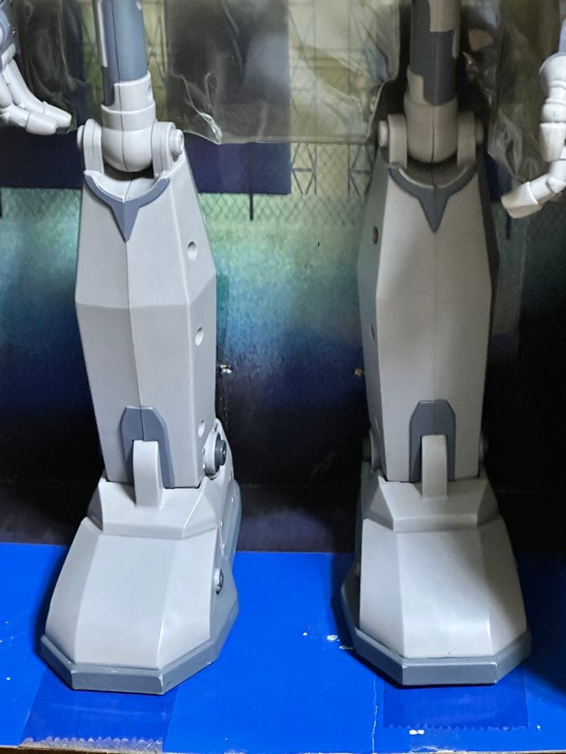 絶版　アイアン・ジャイアント ライト＆サウンド トーキング巨大フィギュア