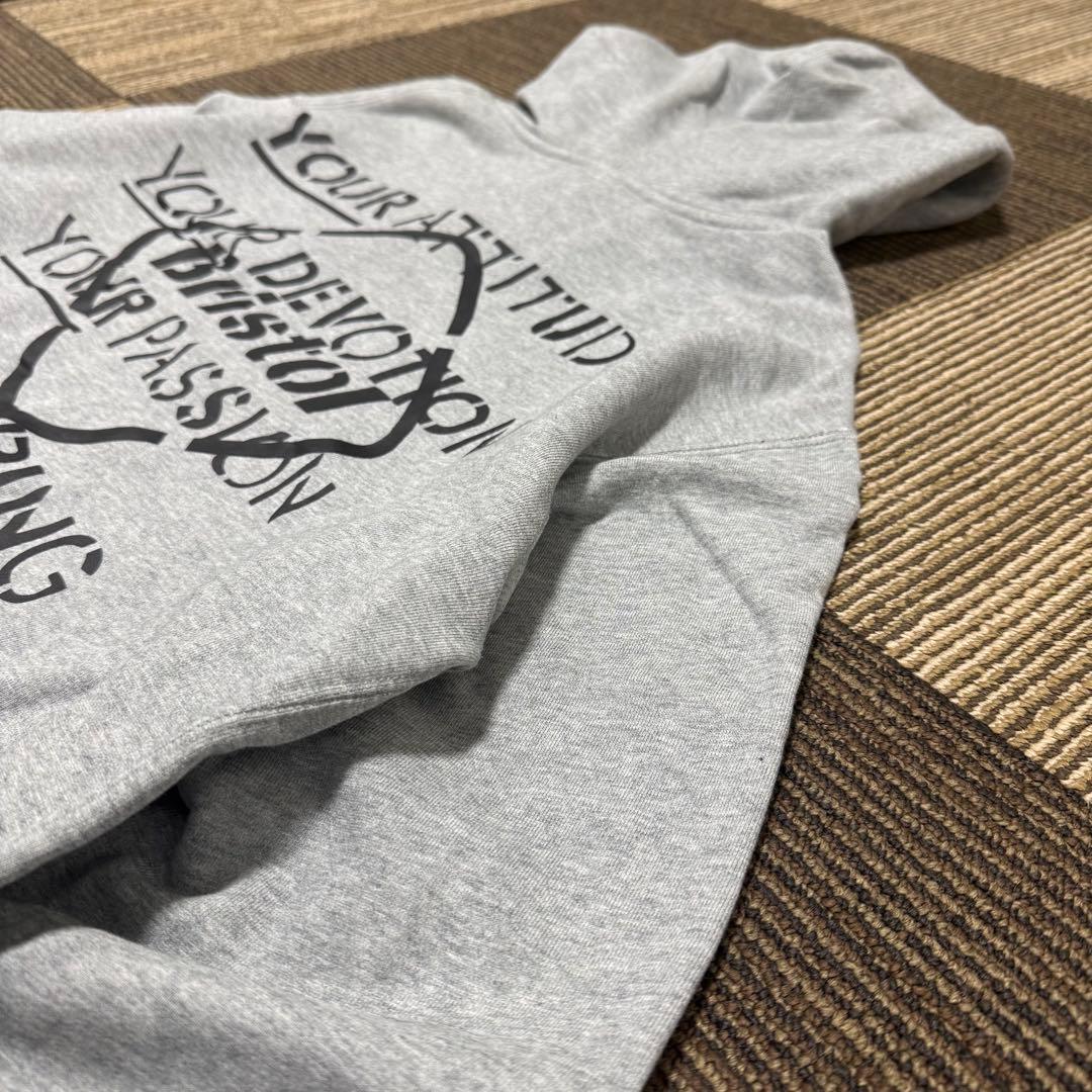 F.C.Real Bristol グレー パーカー 美品