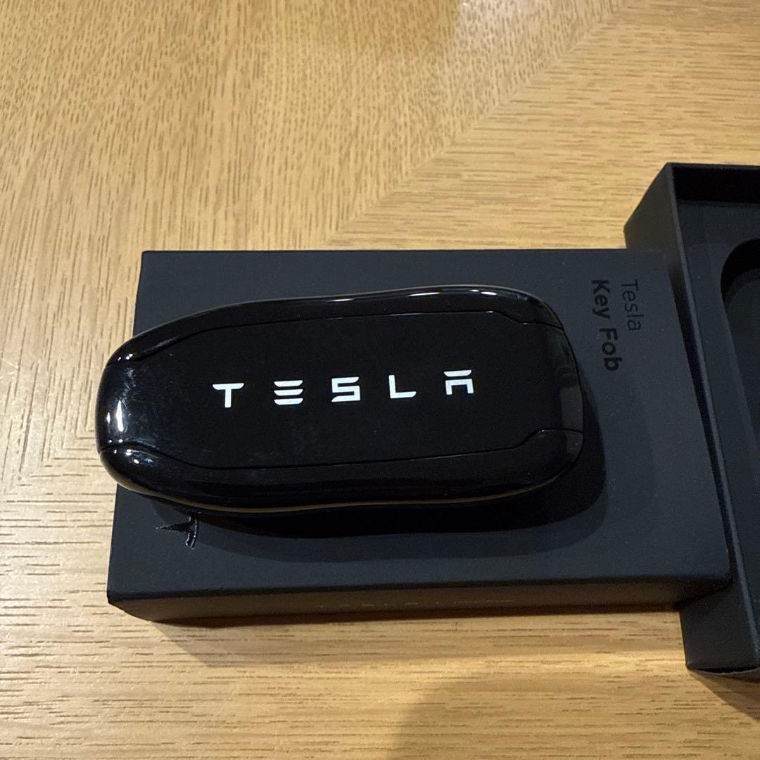 Tesla キーフォブ　テスラ