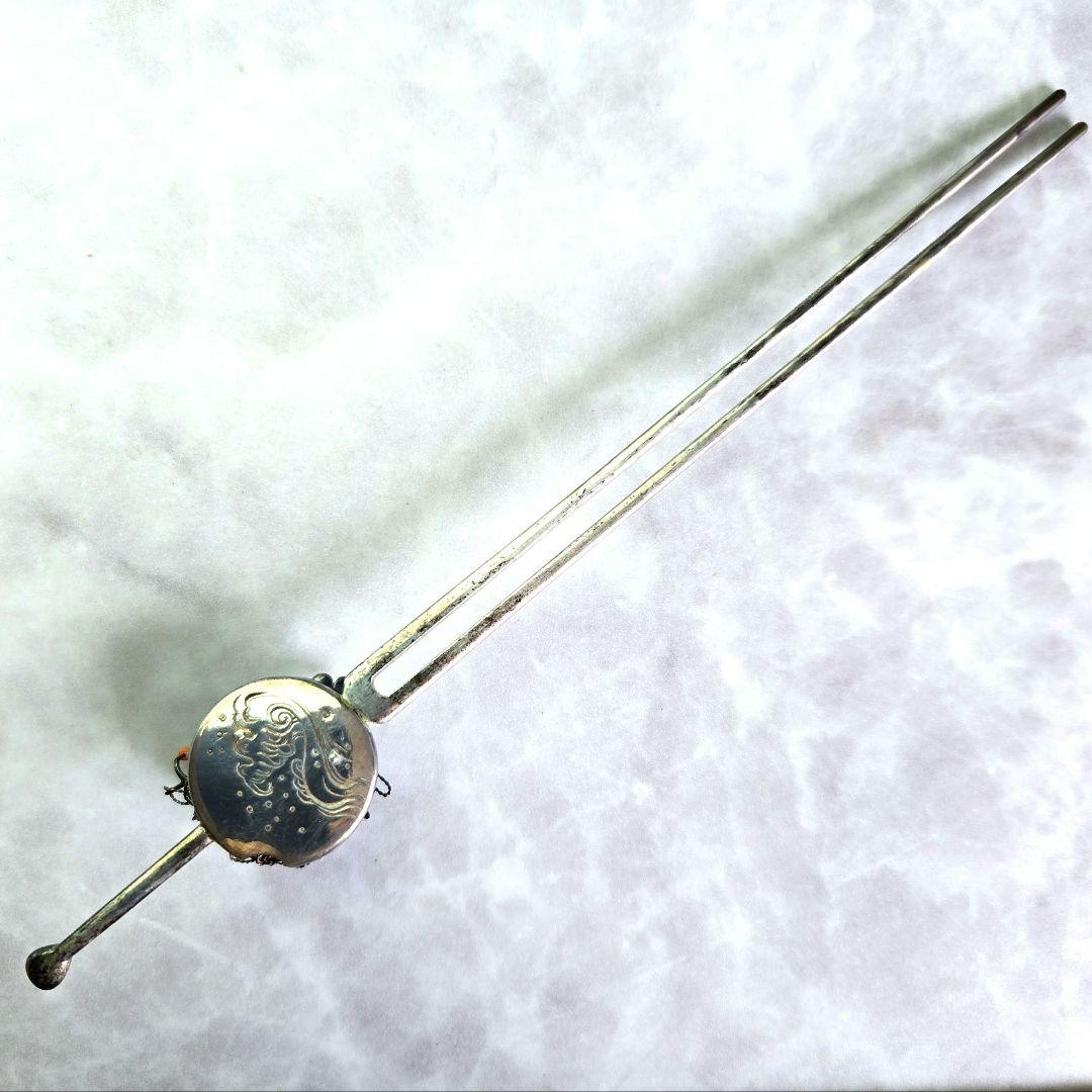 逸品　アンティーク　金工　簪　兜　銀かんざし　珊瑚　G1　着物　金工　骨董