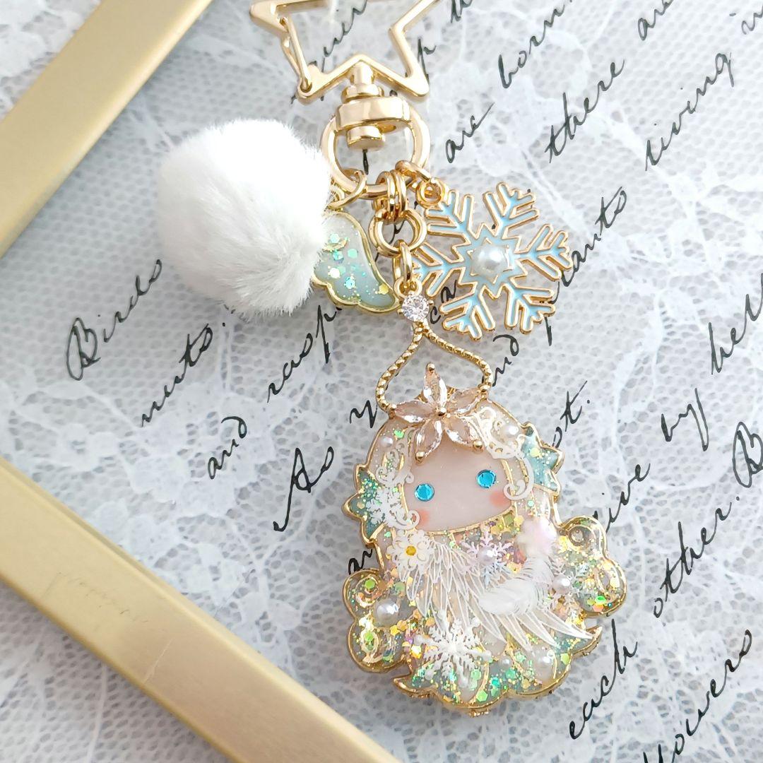 白雪の天使♡アマビエさん　他レジンキーホルダー計6点　ハンドメイド