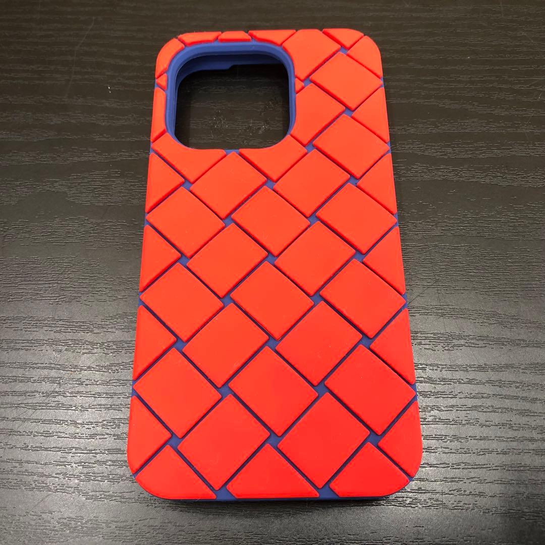 未使用 ボッテガヴェネタ スマホケース iPhone14PRO用 赤x青
