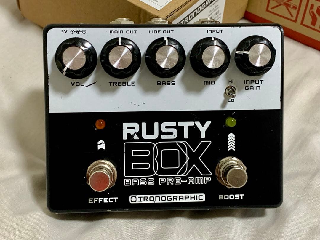 tronographic RUSTY BOX ベースプリアンプ