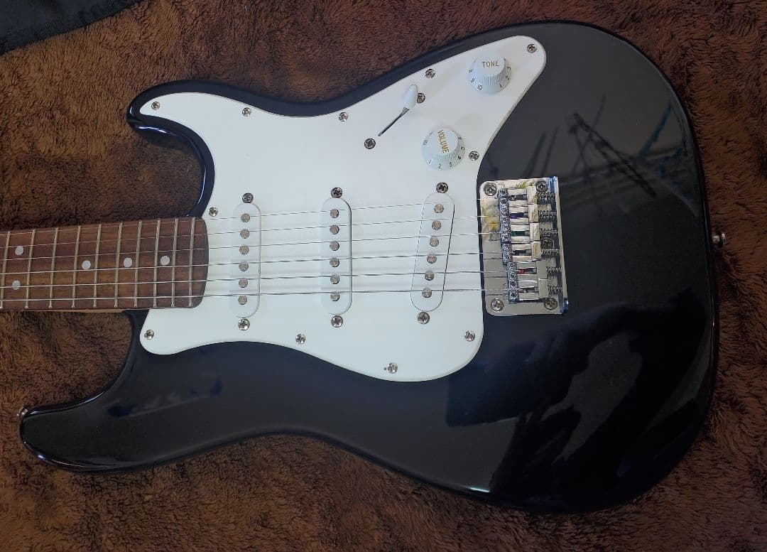 SQUIRE BY FENDER ミニ ストラトキャスター 子供 全長90cm