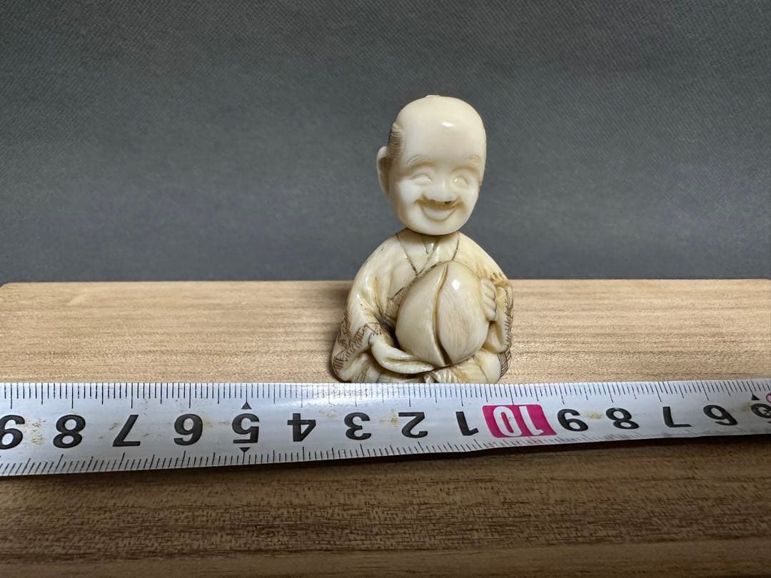 根付　希少品　滑稽　頭は回転可能　古美術品　 置物　細密細工　骨董