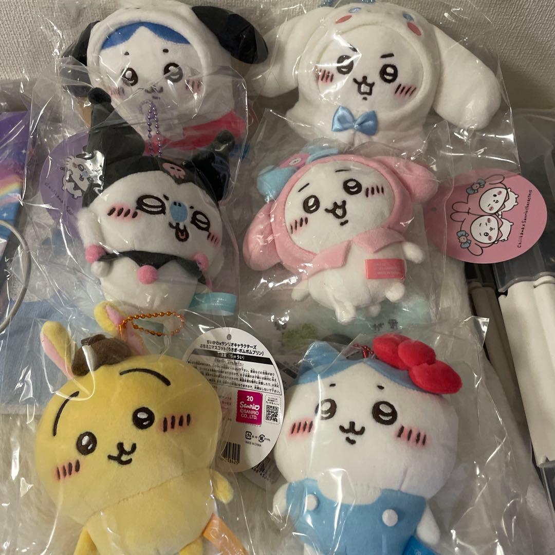 ちいかわ　サンリオ　マスコット　ハチワレ　うさぎ　モモンガ　6個