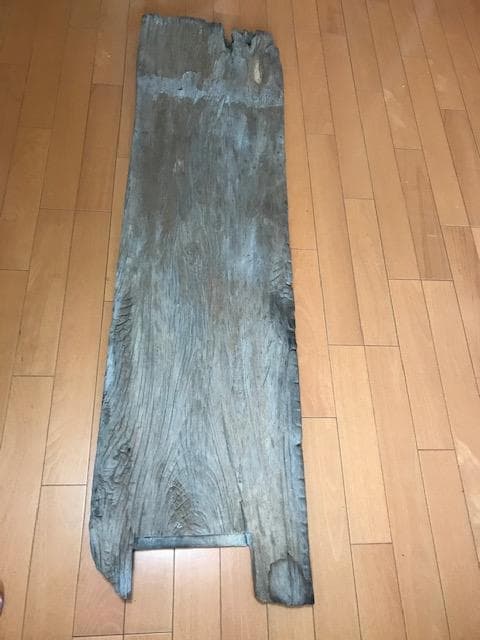 【超希少】歴史を重ねた究極の欅一枚板