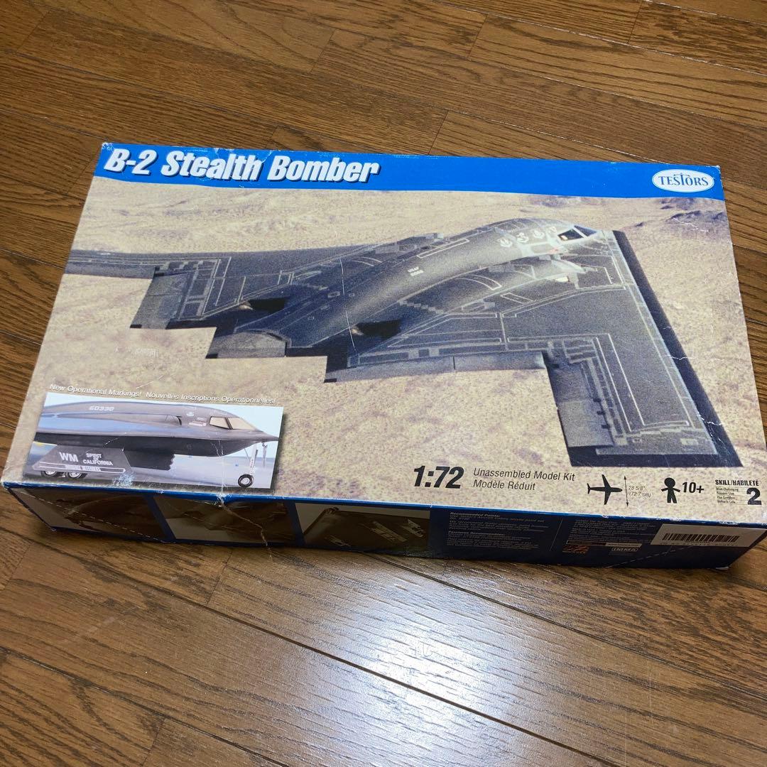 航空機・ヘリコプター B-2 Stealth Bomber 1:72 Testors