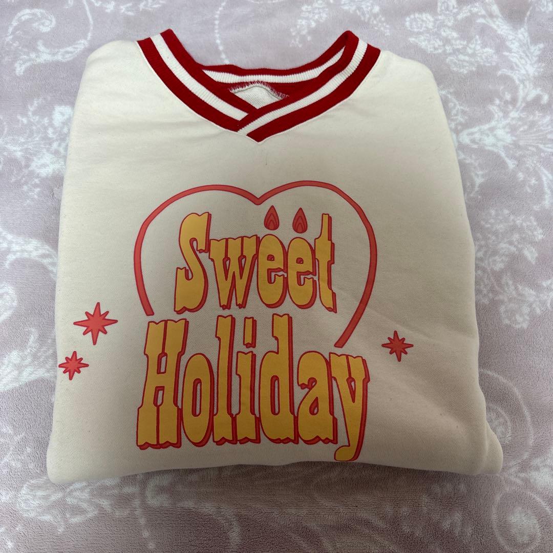 ミーアイ ME:I CONIC Sweet Holiday スウェット