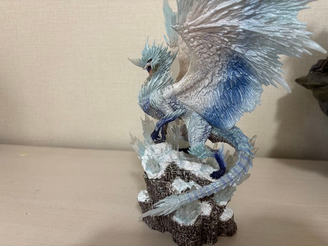 モンスターハンター　フィギュア2体セット